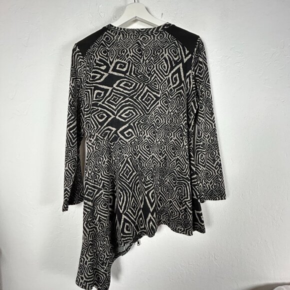 IC By Connie K Asymmetrical Tunic Top Medium Black & White Geometric Print USA - Picture 2 of 7